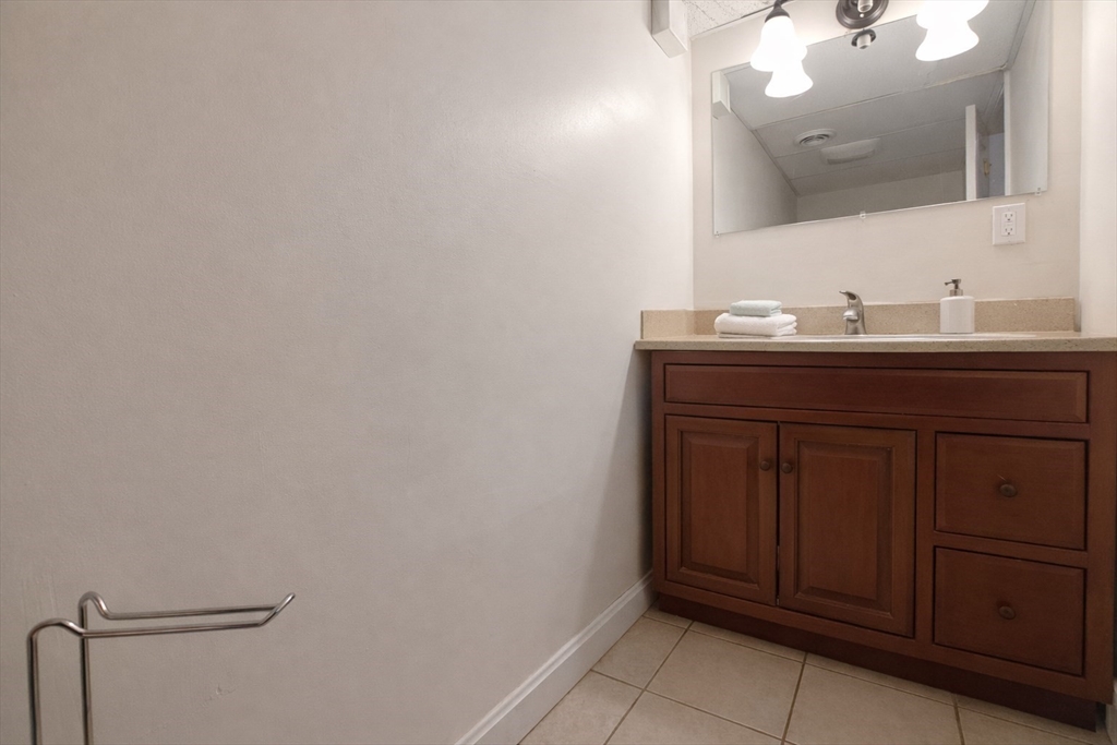 9 Medford, Unit 1 Medford, MA 02155 - Photo 14 of 15