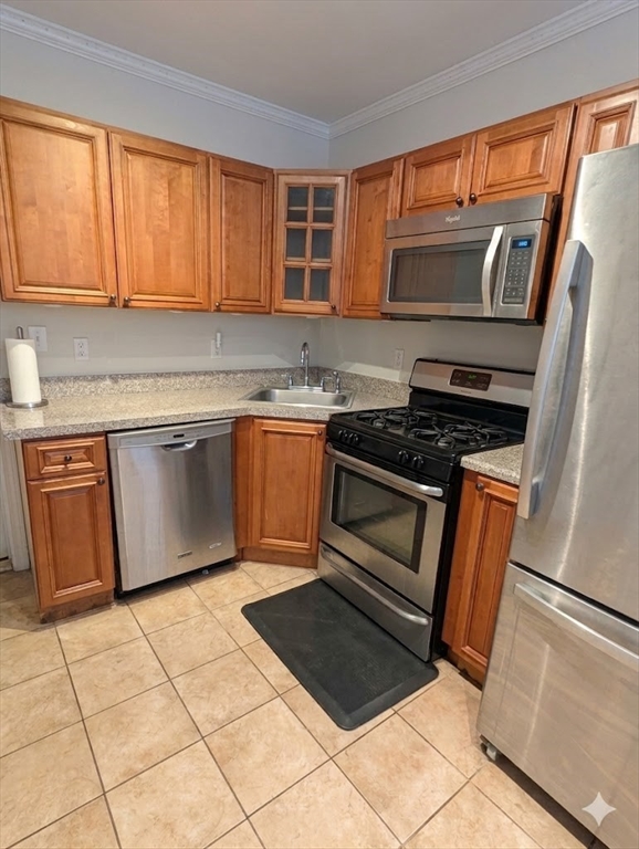 9 Medford, Unit 1 Medford, MA 02155 - Photo 2 of 15