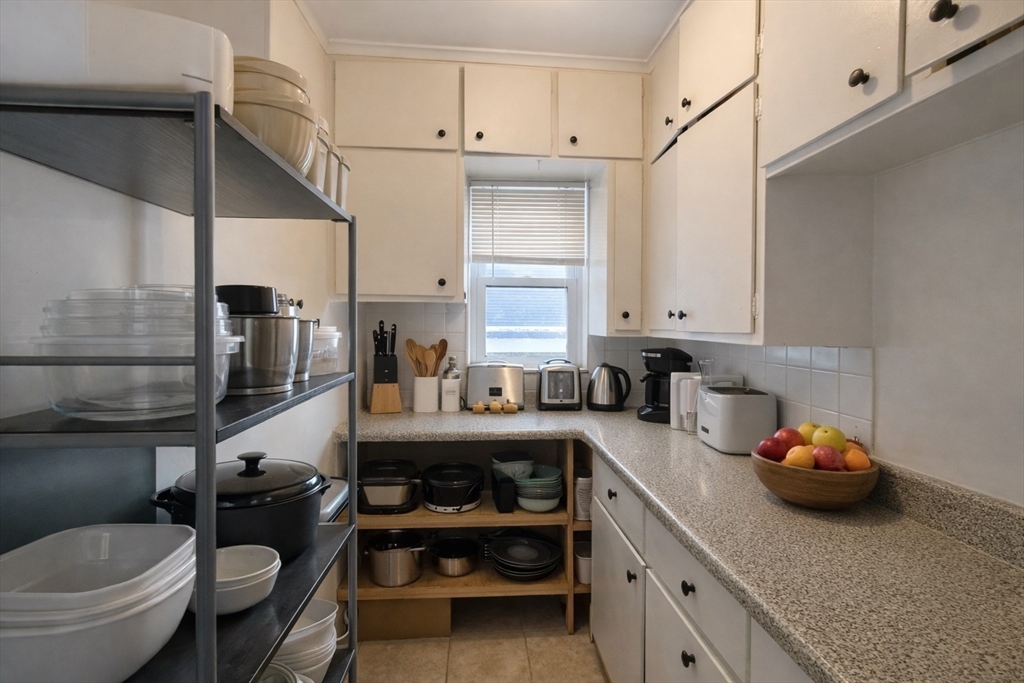 9 Medford, Unit 1 Medford, MA 02155 - Photo 3 of 15