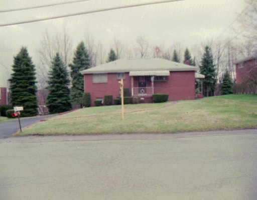 68 Observatory Street Manor, PA 15665 - Photo 1 of 1 Gallery Image 1