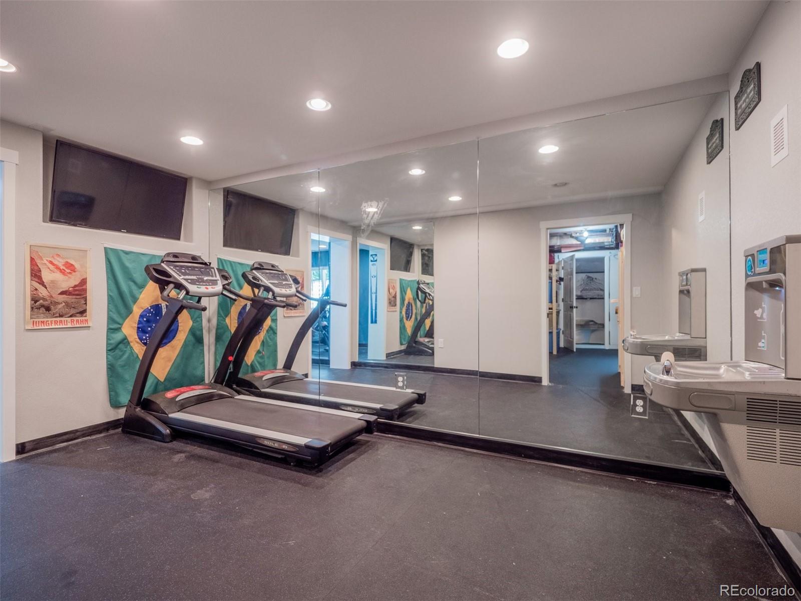 9788 South Isabel Court Highlands Ranch, CO 80126 - Photo 31 of 49