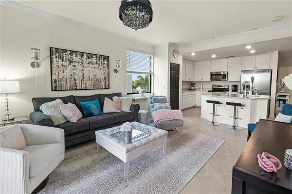 $4,500 | 17724 Gawthrop Drive, Unit 208, Bradenton, FL 34211