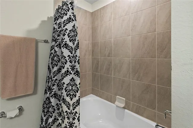 $6,500 | 17724 Gawthrop Drive, Unit 208, Bradenton, FL 34211