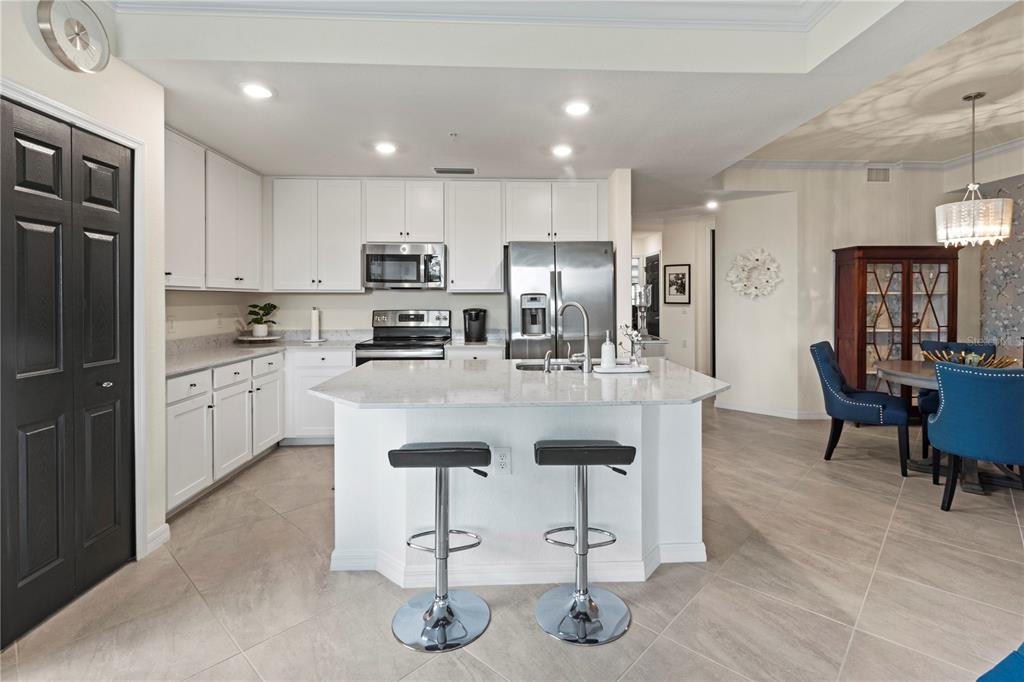 17724 Gawthrop Drive, Unit 208 Bradenton, FL 34211 - Photo 5 of 89