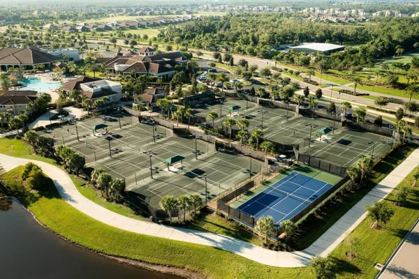$4,500 | 17724 Gawthrop Drive, Unit 208, Bradenton, FL 34211