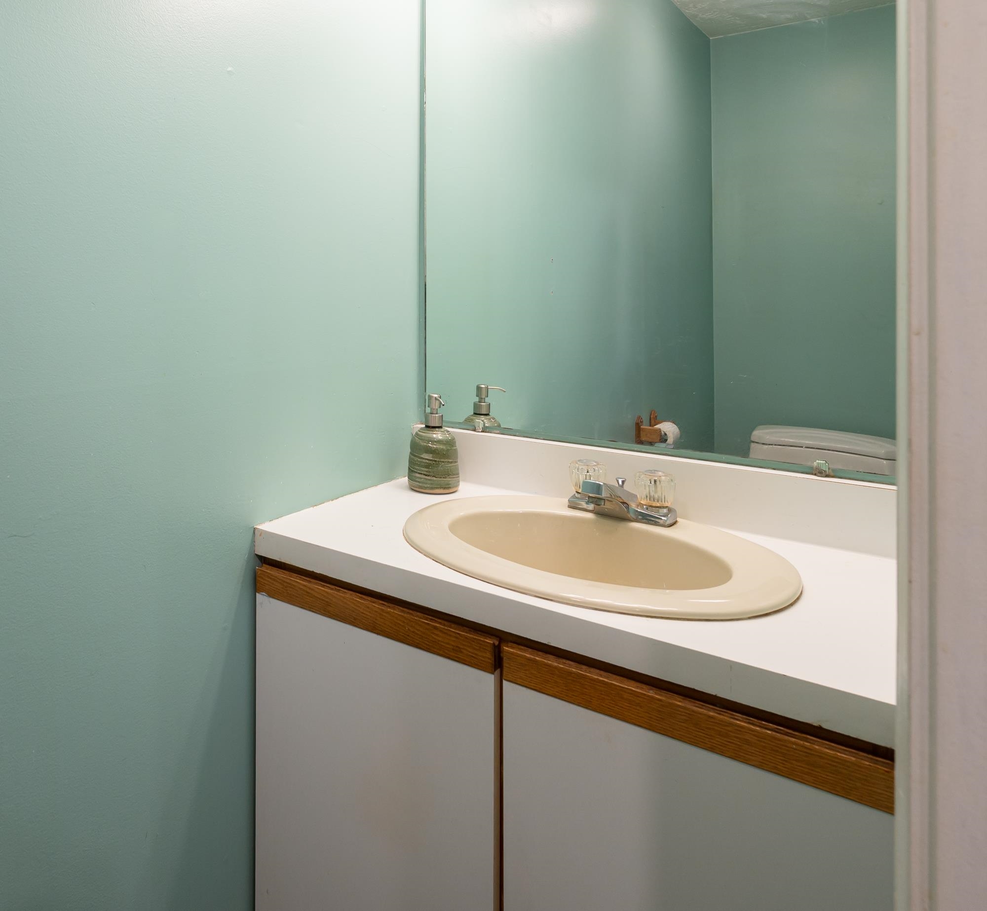 67b Kienia Road, Unit B Hudson, NH 03051 - Photo 11 of 37 Gallery Image 11