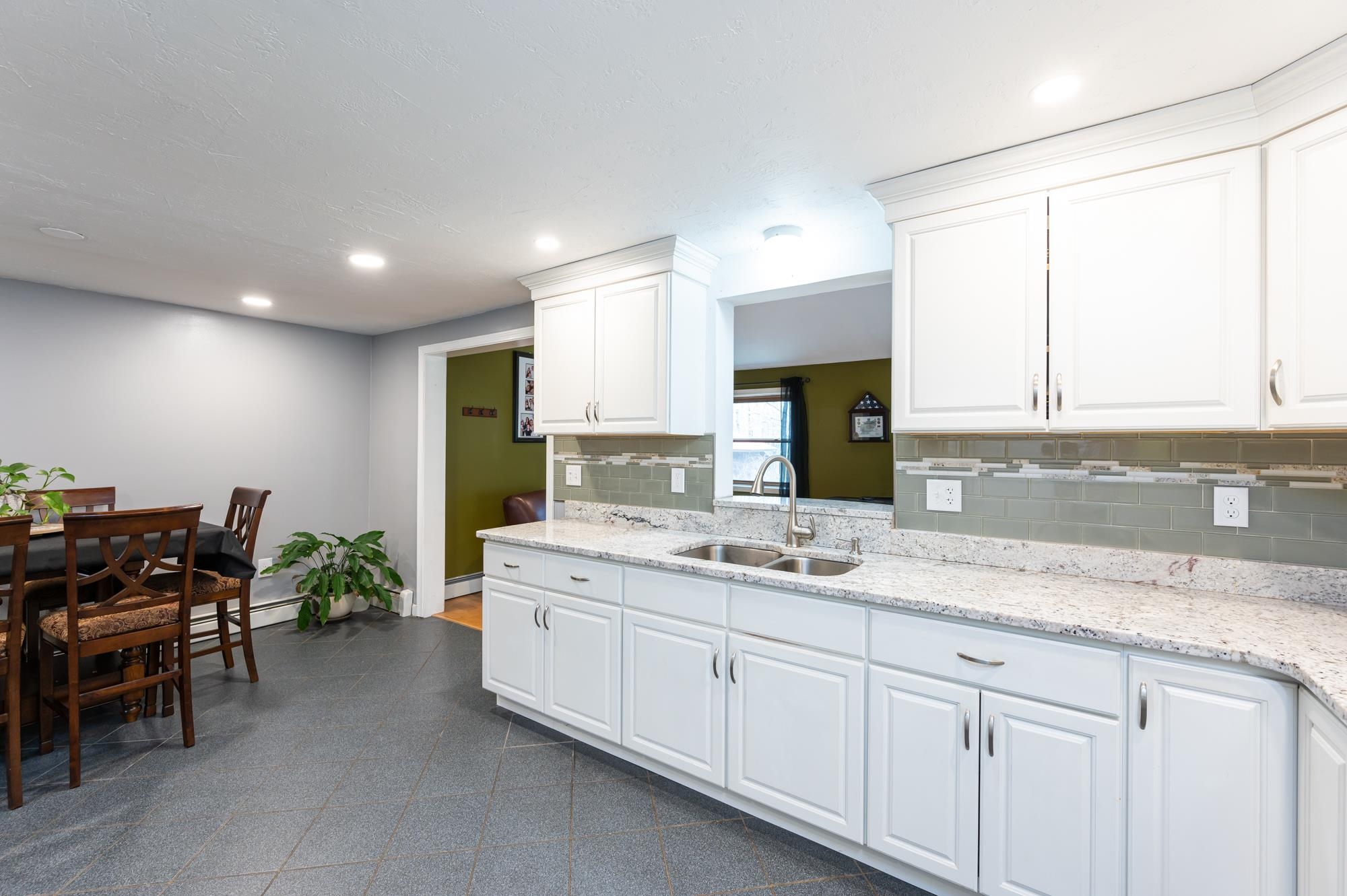 67b Kienia Road, Unit B Hudson, NH 03051 - Photo 32 of 37 Gallery Image 32