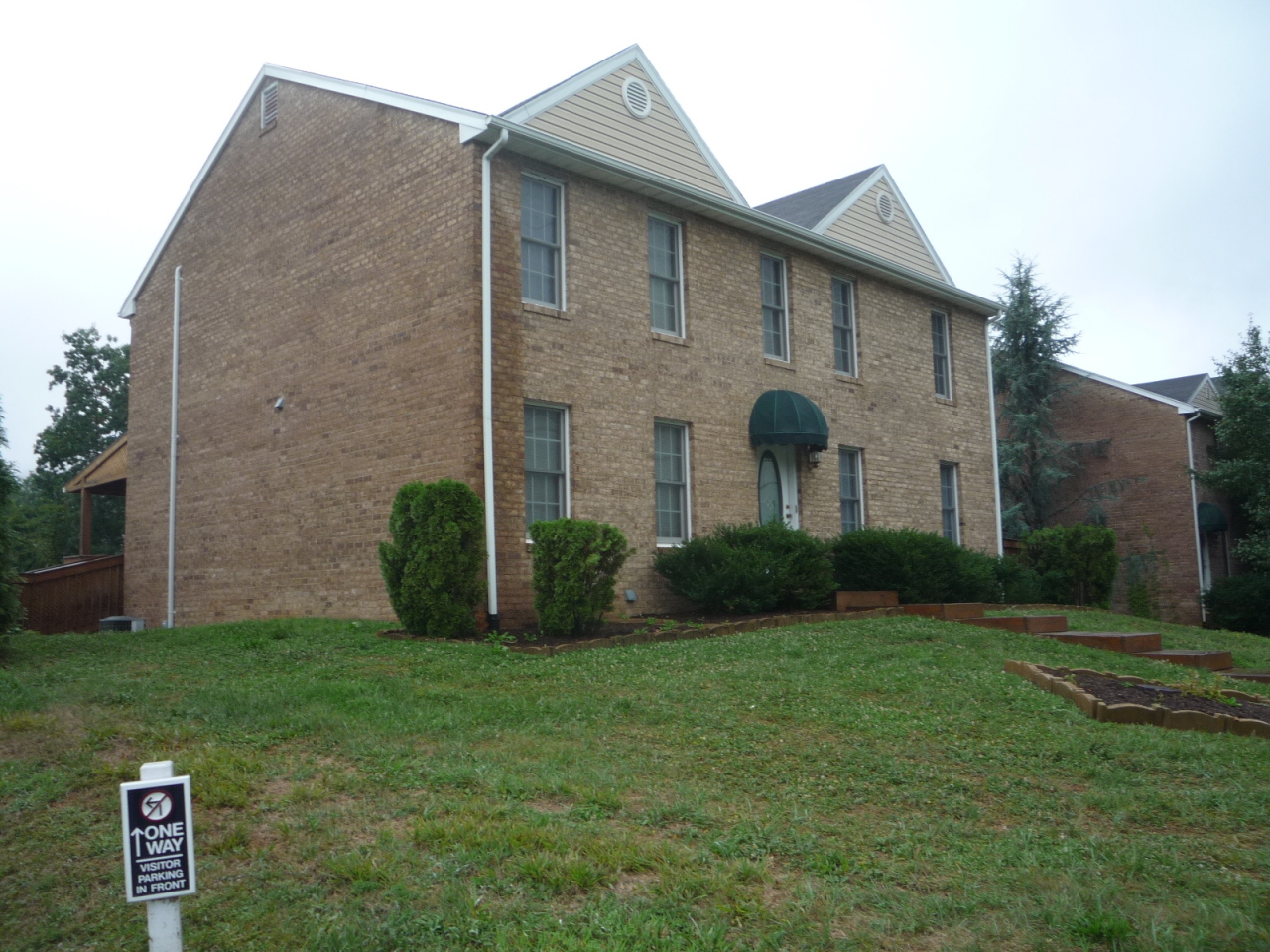 5614 Starkey Road Roanoke, VA 24018 - Photo 1 of 26 unit on the left