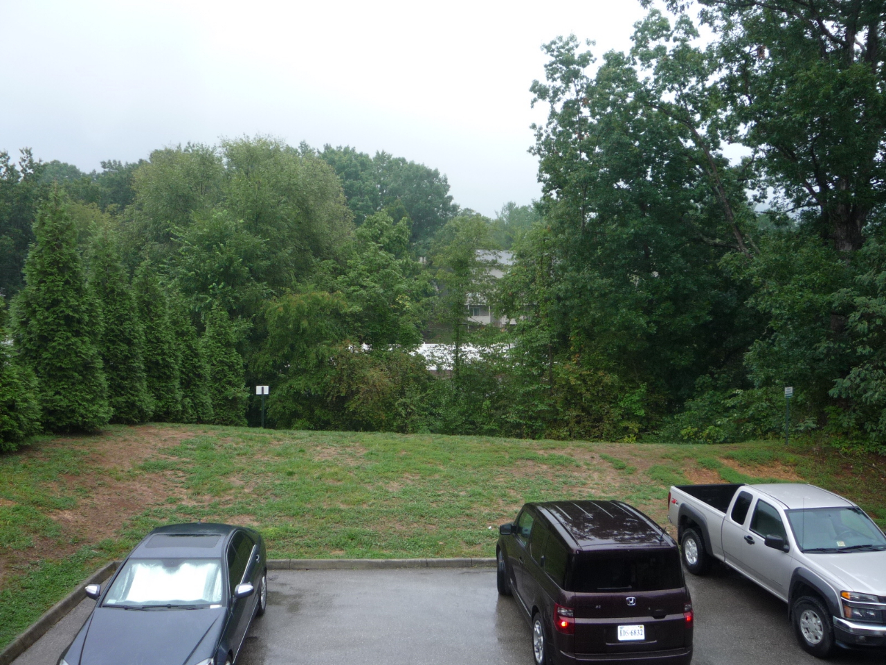 5614 Starkey Road Roanoke, VA 24018 - Photo 9 of 26 P1020878
