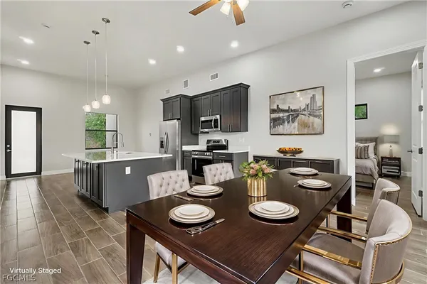 $2,150 | 3013 4th Street Southwest, Lehigh Acres, FL 33976