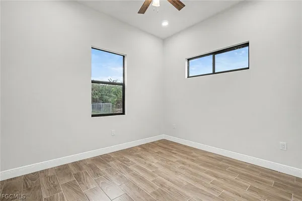 $2,150 | 3013 4th Street Southwest, Lehigh Acres, FL 33976