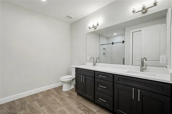 $2,150 | 3013 4th Street Southwest, Lehigh Acres, FL 33976