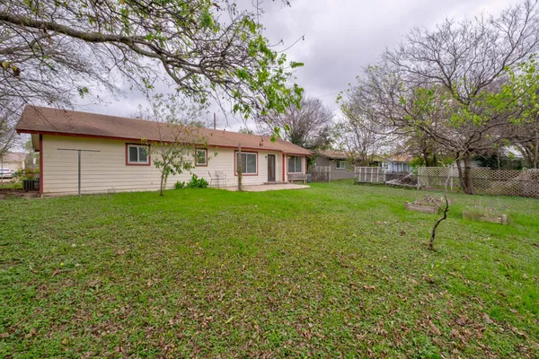 $2,250 | 8525 Maine Drive, Austin, TX 78758
