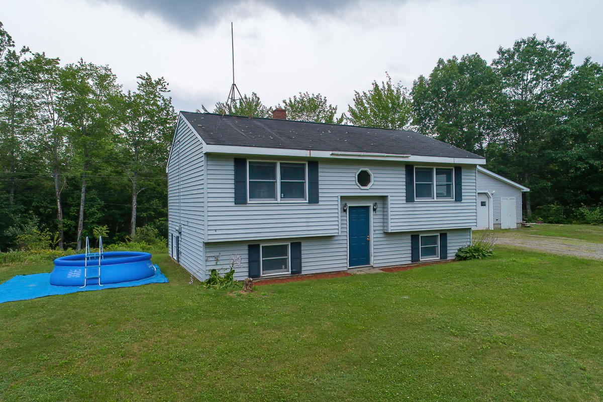 16 Lake Road Robbinston, ME 04671 - Photo 10 of 41 16 Lake Road LoRes (17)