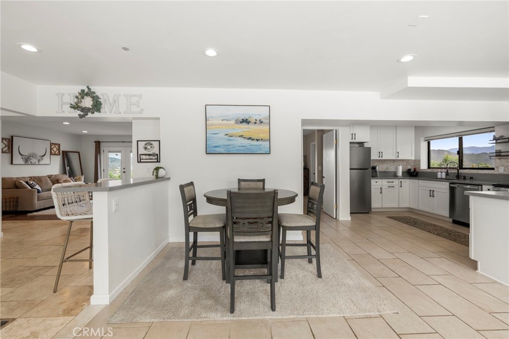 2160 Puerto Del Mundo Fallbrook, CA 92028 - Photo 40 of 63