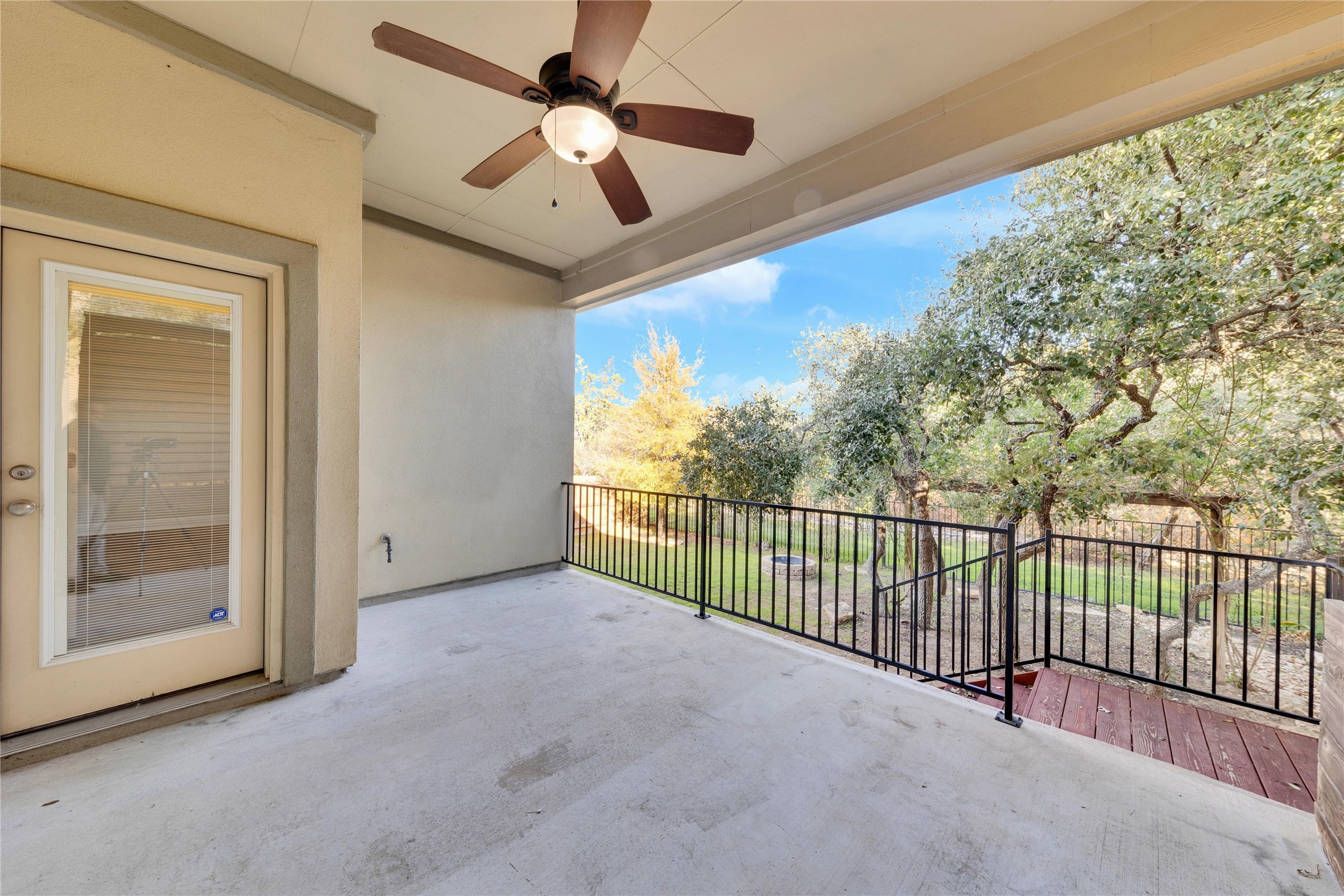 5213 Buchanan Draw Road Austin, TX 78738 - Photo 26 of 33 a view of a balcony