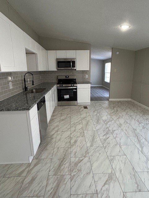 4452 Grand Oaks Drive Willis, TX 77378 - Photo 5 of 15