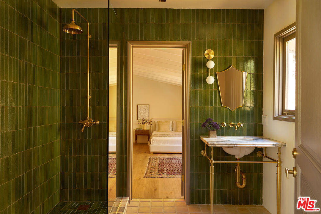 6911 Los Tilos Road Los Angeles, CA 90068 - Photo 21 of 44