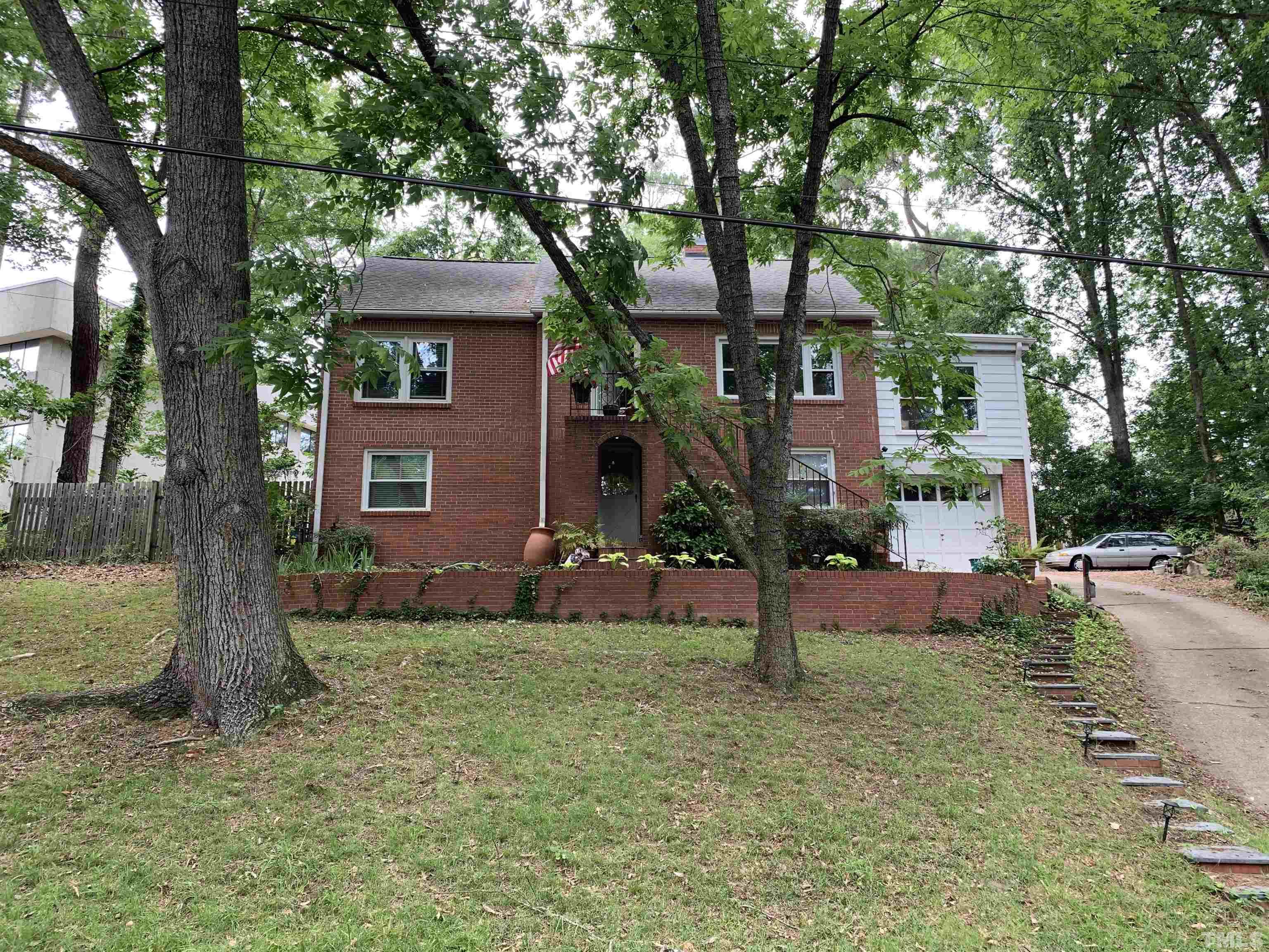 1322 Williamson Drive Raleigh, NC 27608 - Photo 2 of 4 Gallery Image 2