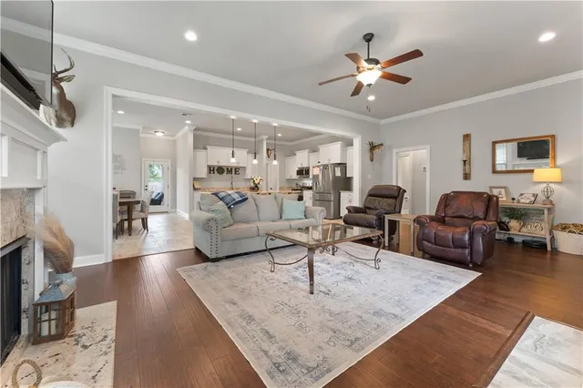 $2,100 | 20822 Great Plains Avenue, Zachary, LA 70791