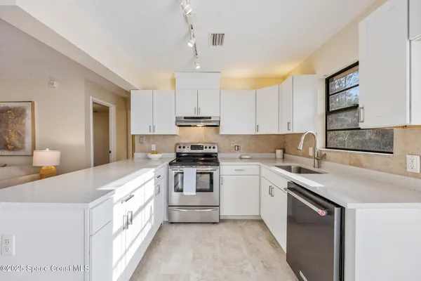 $299,000 | 286 Alegriano Road Northwest, Palm Bay, FL 32907