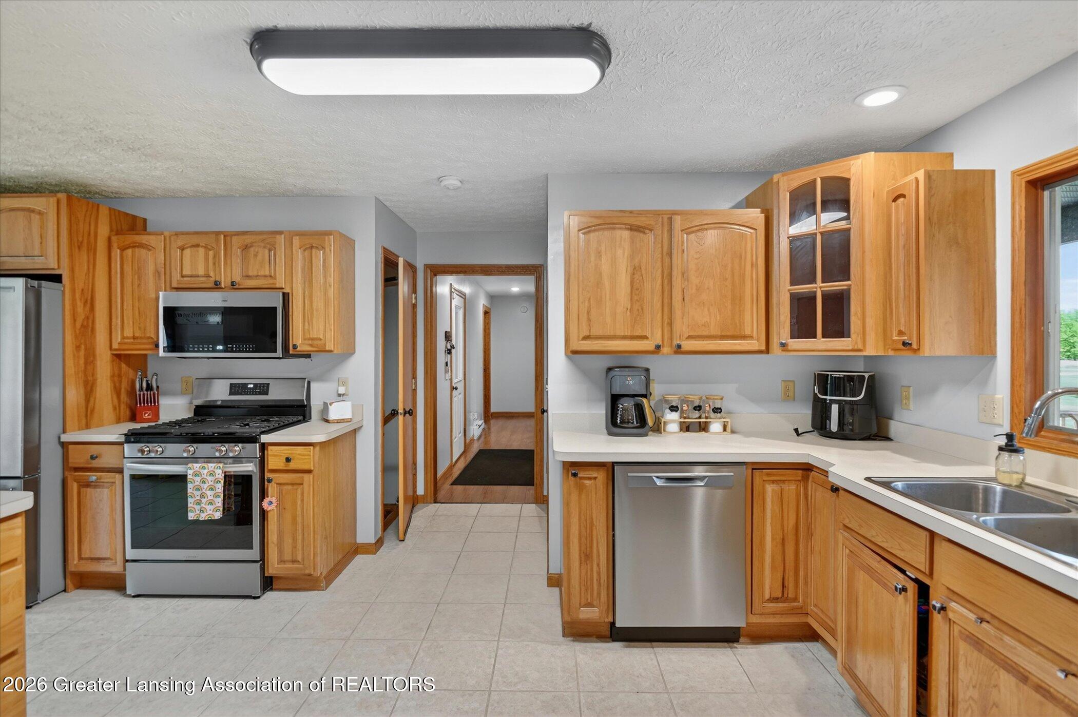 3454 Parman Road Stockbridge, MI 49285 - Photo 22 of 67 12-3454-Parman-Rd-Stockbridge-WindowStil