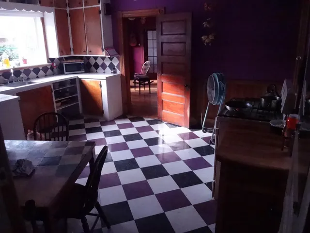 $275,000 | 16 Washington Street, Brattleboro, VT 05301