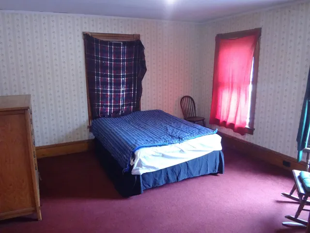 $275,000 | 16 Washington Street, Brattleboro, VT 05301