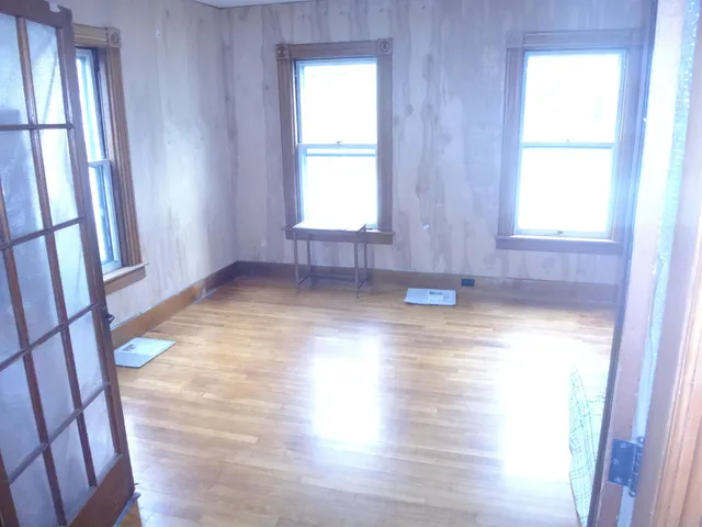 $275,000 | 16 Washington Street, Brattleboro, VT 05301