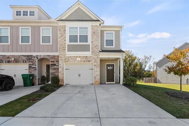 $275,000 | 6347 Princeton Ridge Drive, Lithonia, GA 30058