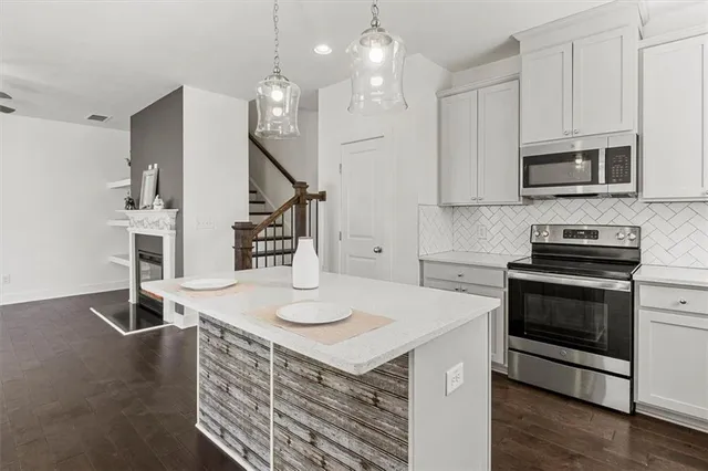 $275,000 | 6347 Princeton Ridge Drive, Lithonia, GA 30058