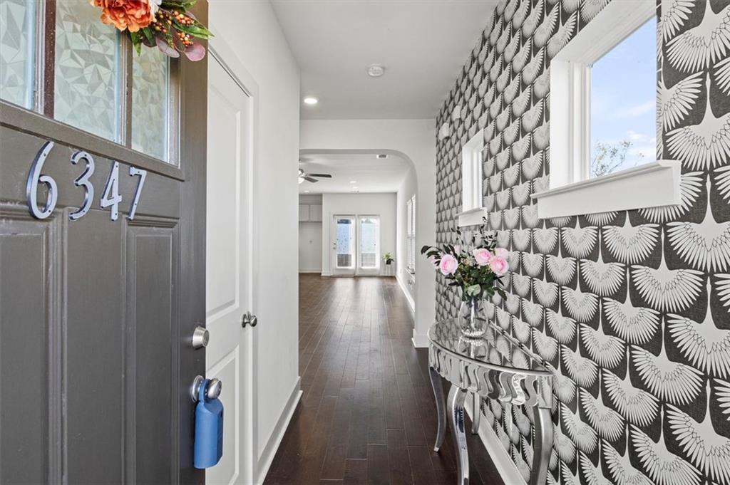 6347 Princeton Ridge Drive Lithonia, GA 30058 - Photo 3 of 28 a view of a interior of the house