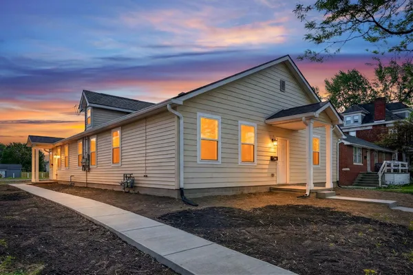 $469,900 | 626 North Broad Street, Lancaster, OH 43130
