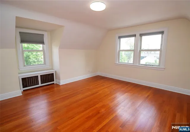 $3,800 | 29 13th Avenue, Elmwood Park, NJ 07407