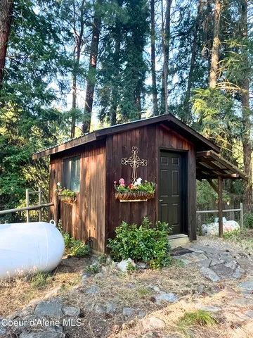 $599,900 | 949 Fitzpatrick Road, Bonners Ferry, ID 83805