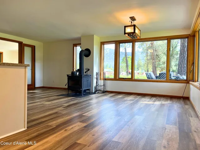 $599,900 | 949 Fitzpatrick Road, Bonners Ferry, ID 83805