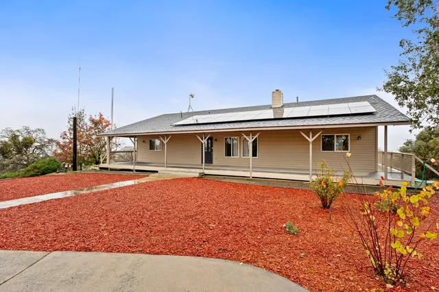 $395,000 | 50890 Rosemary Lane, Squaw Valley, CA 93675