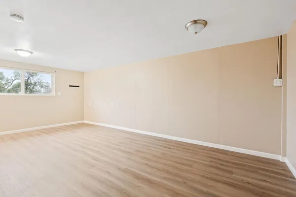 $375,000 | 50890 Rosemary Lane, Squaw Valley, CA 93675