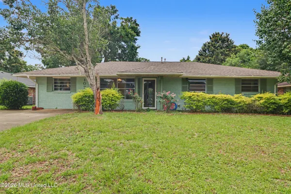 $215,000 | 107 Vance Place, Long Beach, MS 39560