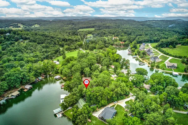 $1,069,000 | 1112 Groover Road, Spring City, TN 37381