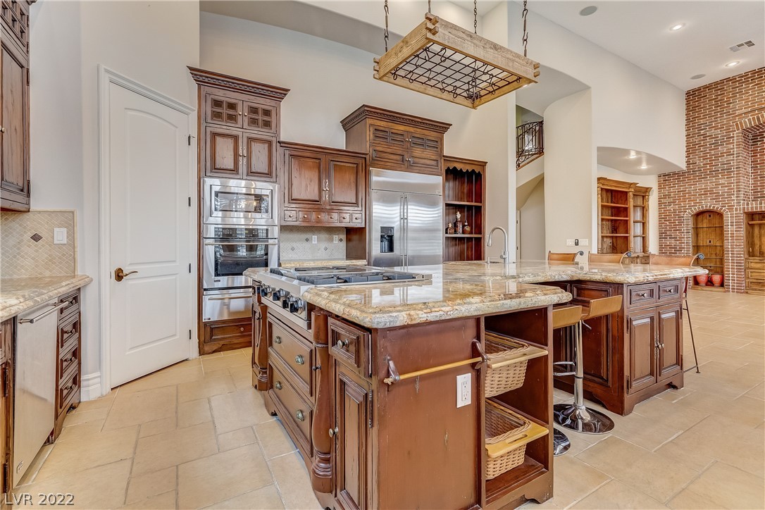 2278 Coral Ridge Avenue Henderson, NV 89052 - Photo 14 of 66