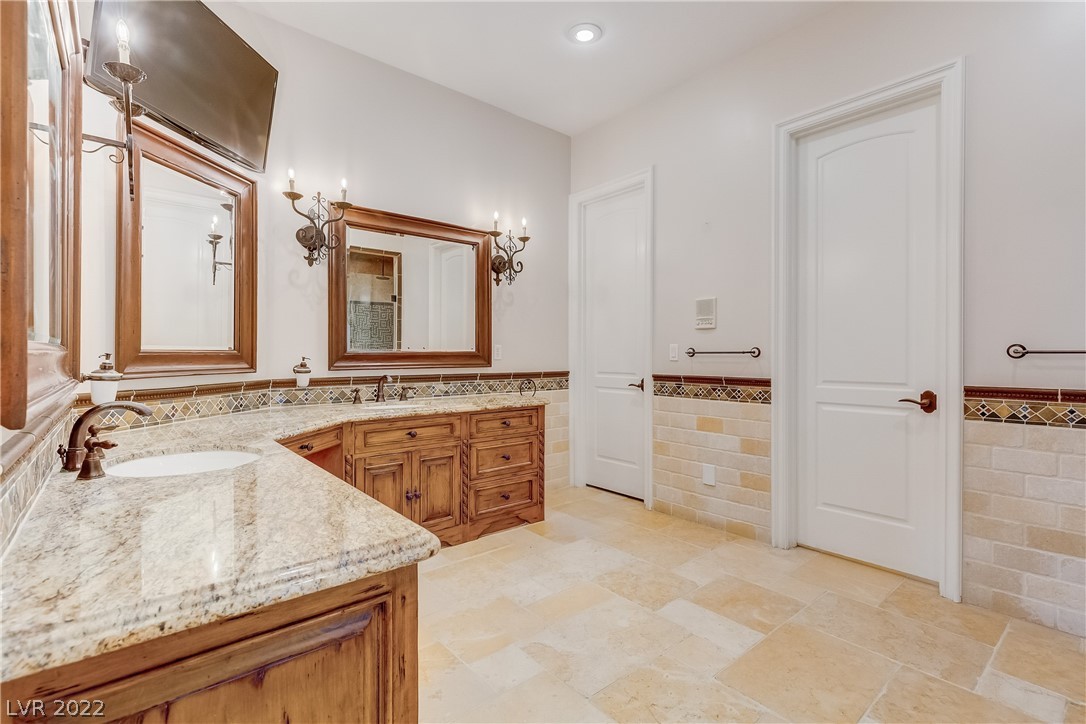 2278 Coral Ridge Avenue Henderson, NV 89052 - Photo 18 of 66