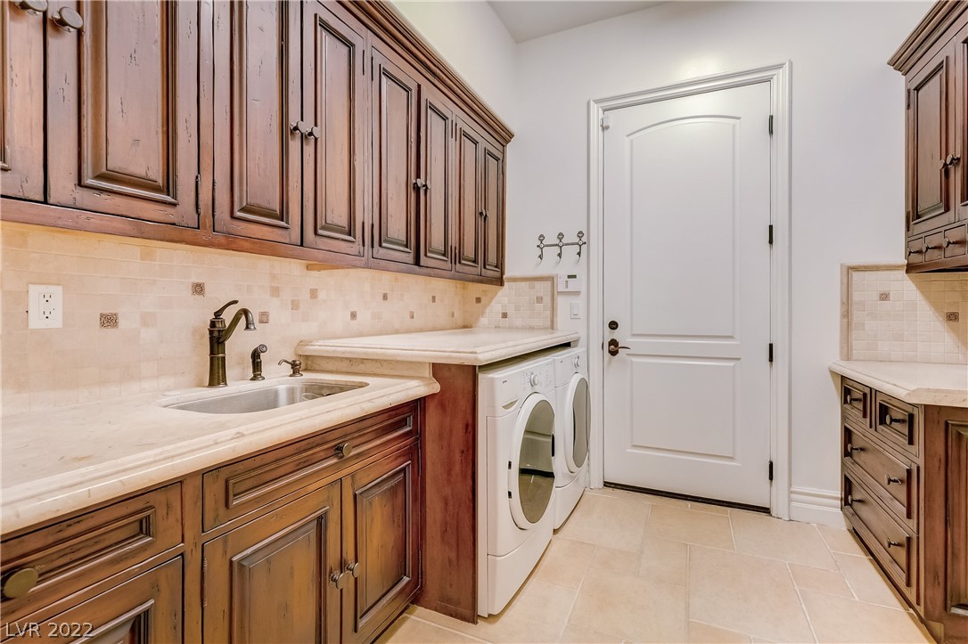 2278 Coral Ridge Avenue Henderson, NV 89052 - Photo 27 of 66