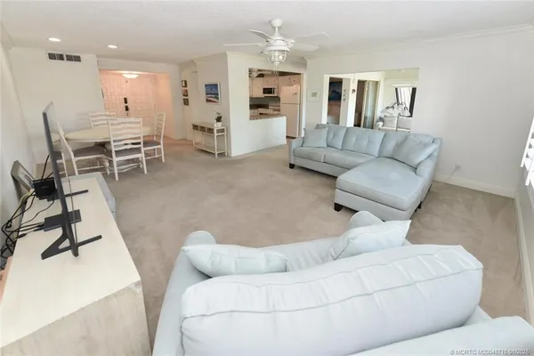 $149,000 | 1800 Southeast St Lucie Boulevard, Unit 3308, Stuart, FL 34996