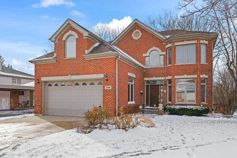 $850,000 | 2446 Western Avenue, Highland Park, IL 60035