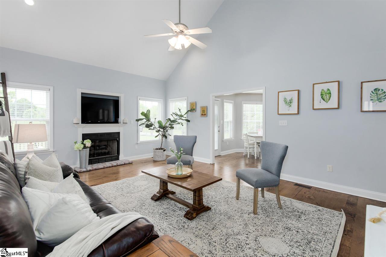 175 Wilkins Boulevard Inman, SC 29349 - Photo 13 of 33