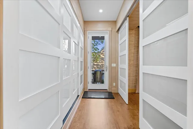 $3,000 | 1102 North Wolcott Avenue, Unit 2, Chicago, IL 60622