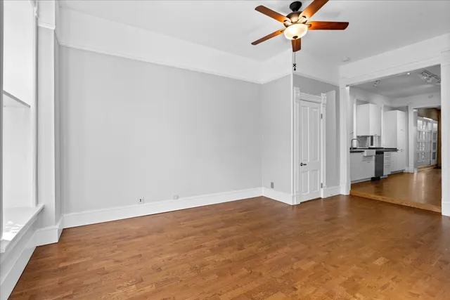 $3,000 | 1102 North Wolcott Avenue, Unit 2, Chicago, IL 60622