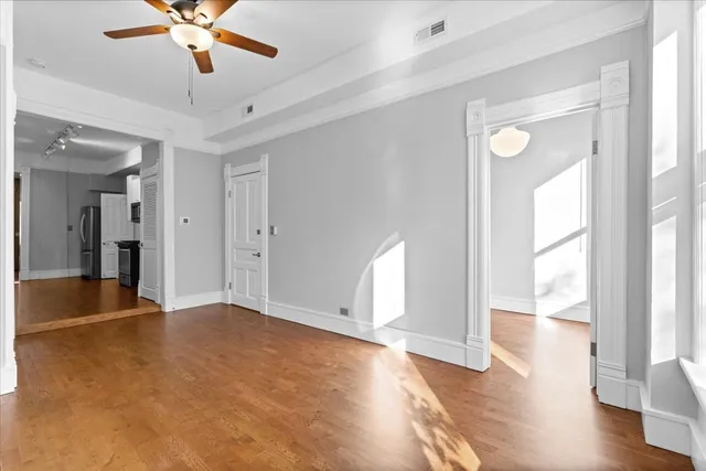 $3,000 | 1102 North Wolcott Avenue, Unit 2, Chicago, IL 60622