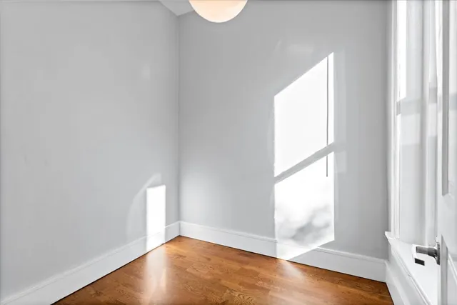 $3,000 | 1102 North Wolcott Avenue, Unit 2, Chicago, IL 60622